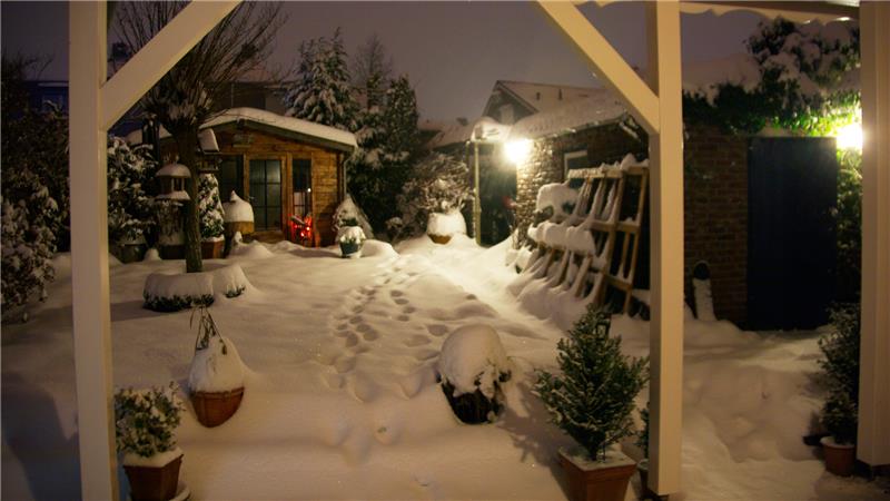 Gartensteckdosen: sicher und praktisch, nicht nur zur Weihnachtszeit